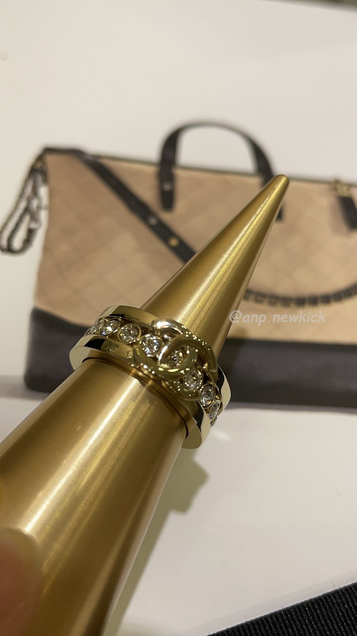 Chanel Hollowed Out Rhinestone Gold Cc Ring (5) - www.newkick.org